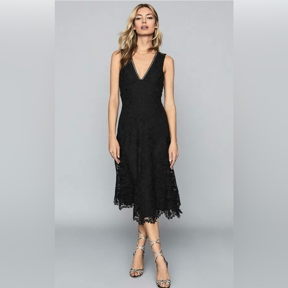 Reiss Barbara Lace midi dress - Picture 4 of 11